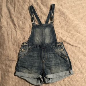 Levi’s Brand Overalls || Sm